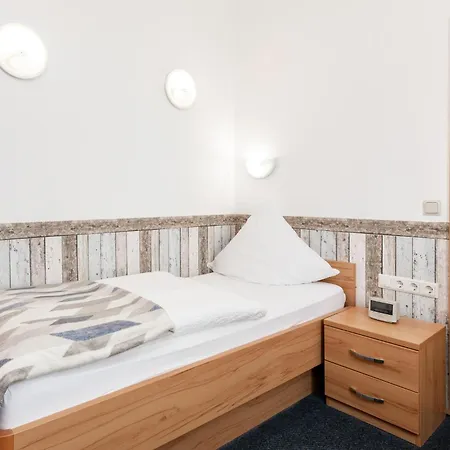 Toewerland 1 于斯德